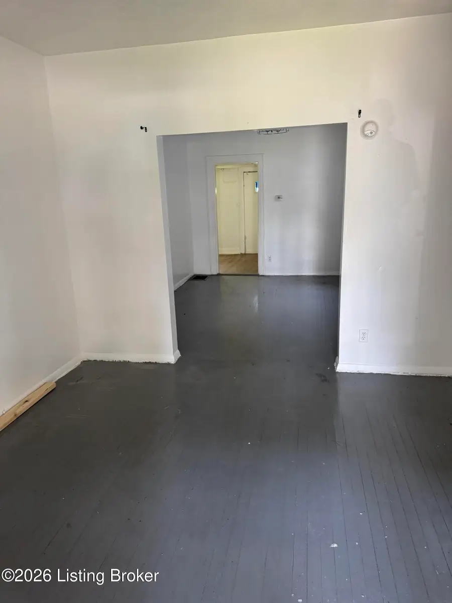 1031 Queen Ave, Louisville, KY 40215 - #3