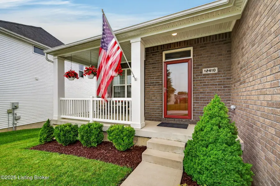 12410 Commons Lake Ct, Louisville, KY 40299 - #2