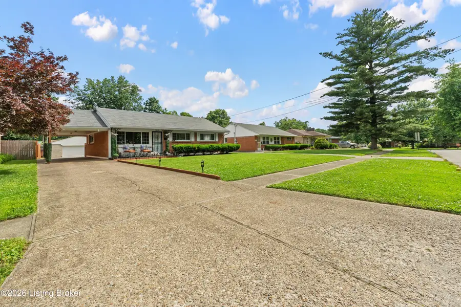 2030 Kendall Ln, Louisville, KY 40216 - #2