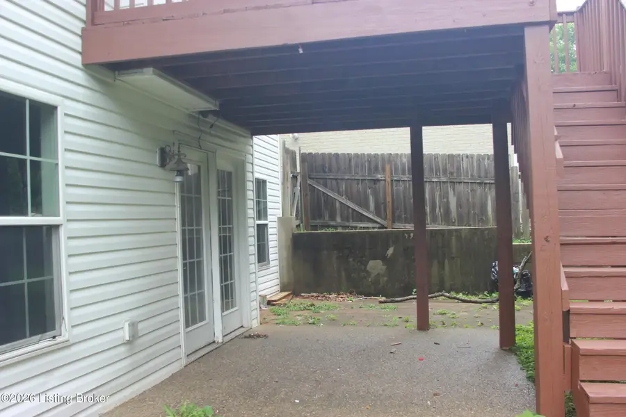 6800 Brook Terrace Dr, Louisville, KY 40228 - #3