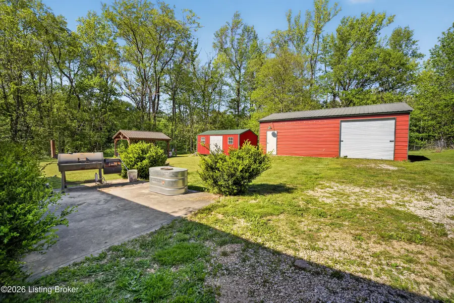 1020 Edgar Basham Ln, Irvington, KY 40146 - #3