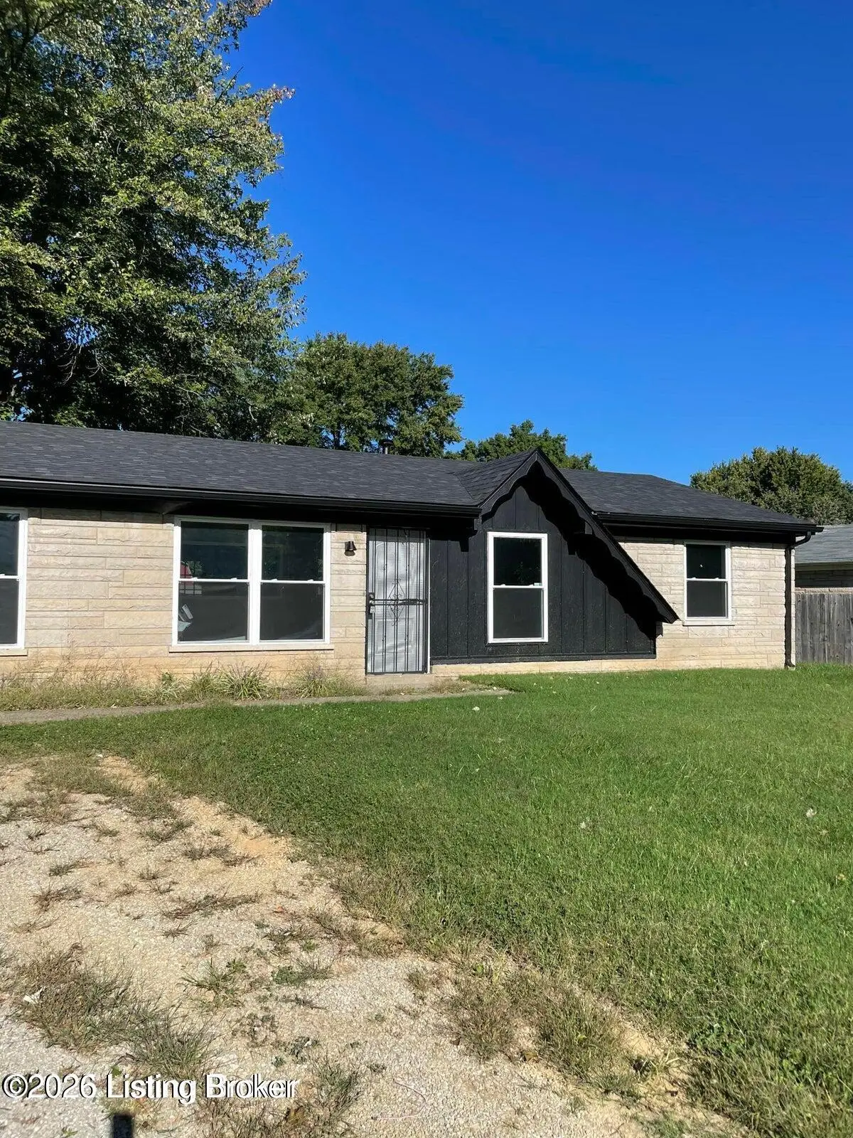 7602 Randy Ct, Louisville, KY 40258 - #1