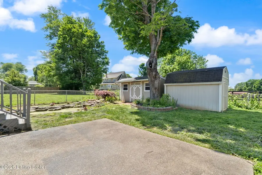 6510 Ridge Cliff Rd, Louisville, KY 40228 - #3