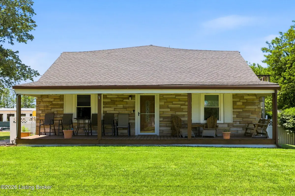 4212 Bubbling Over Dr, Louisville, KY 40216 - #1