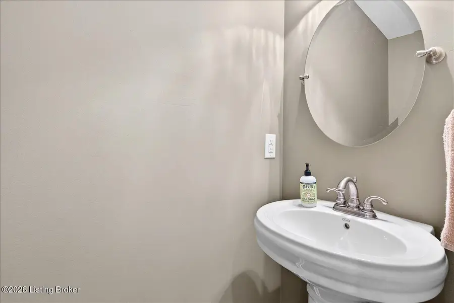 4003 Harrods Landing Dr, Prospect, KY 40059 - #3