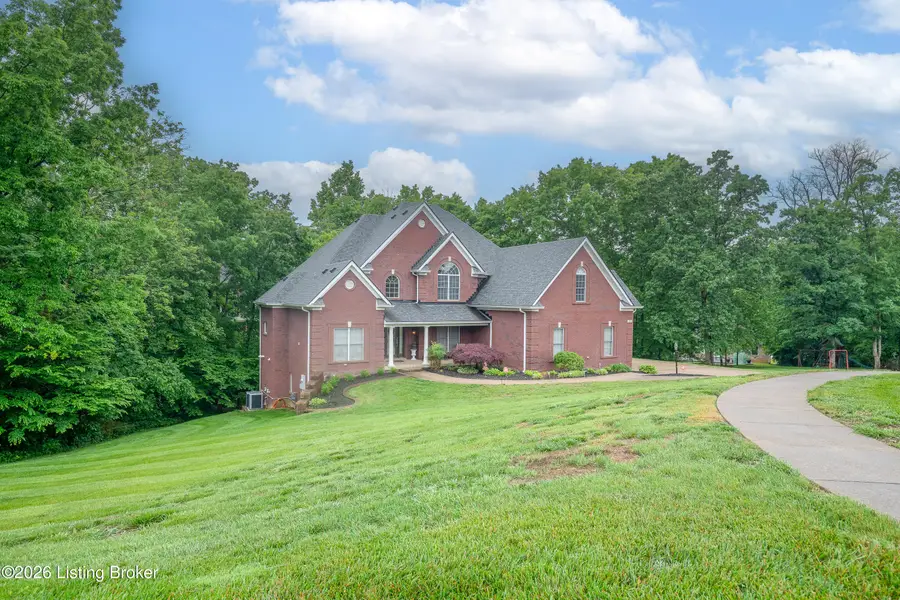 174 Oak Park Ct, Mount Washington, KY 40047 - #2
