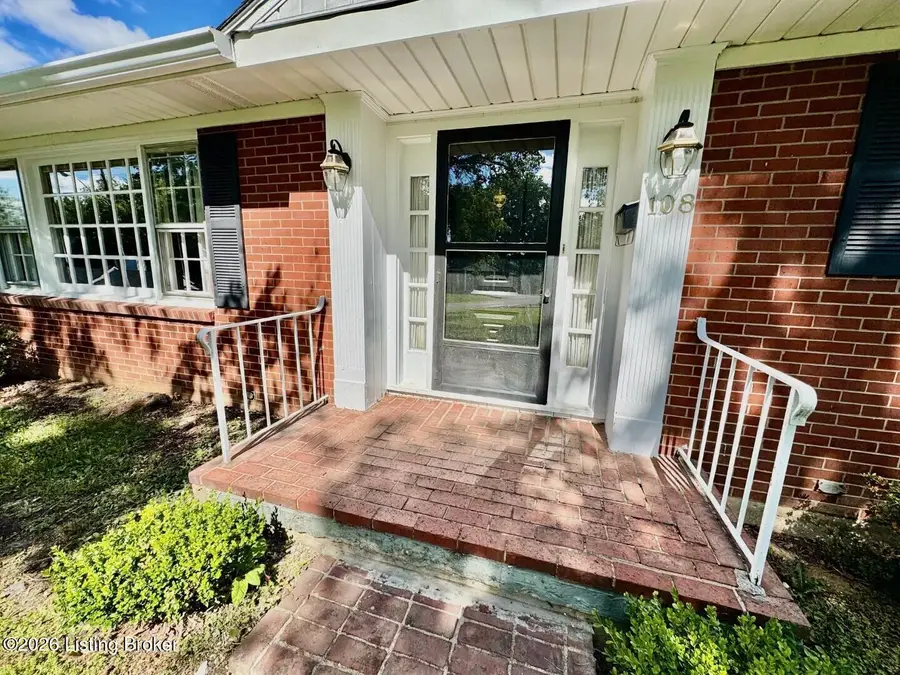 108 Fair Dr, Springfield, KY 40069 - #2