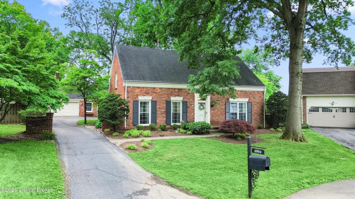 6904 Deep Spring Ct, Louisville, KY 40228 - #1