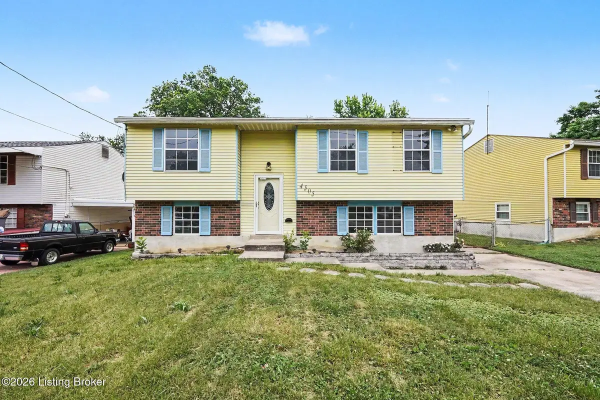 4505 Mesa Ct, Louisville, KY 40229 - #1