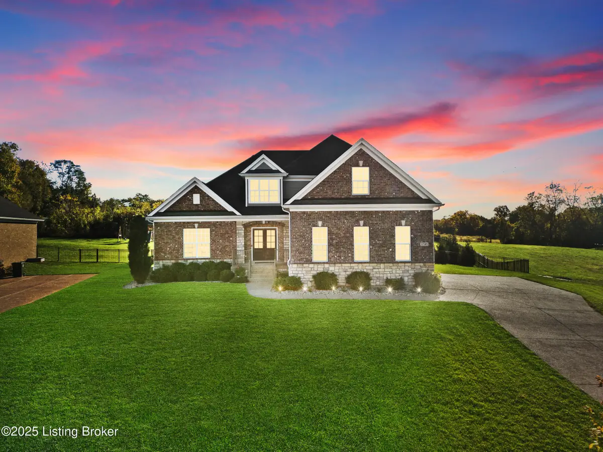 17121 Shakes Creek Dr, Louisville, KY 40023 - #1