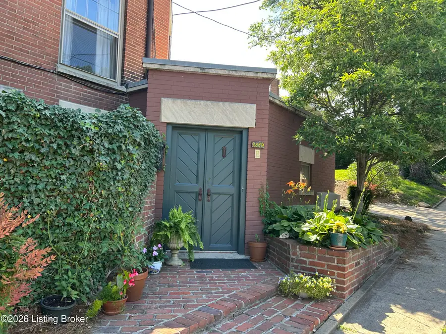 2229 Cherokee Pkwy #APT B, Louisville, KY 40204 - #3