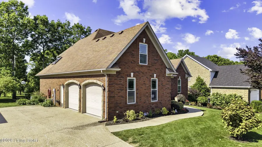 859 Abingdon Ln, Shelbyville, KY 40065 - #3