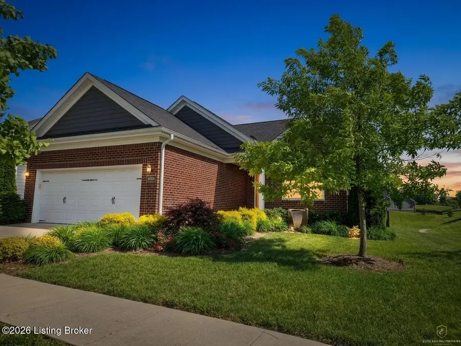 10104 Cedar Garden Dr, Louisville, KY 40291 - #2