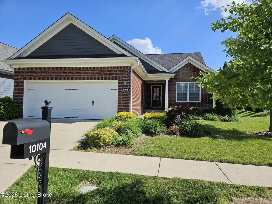 10104 Cedar Garden Dr, Louisville, KY 40291 - #3