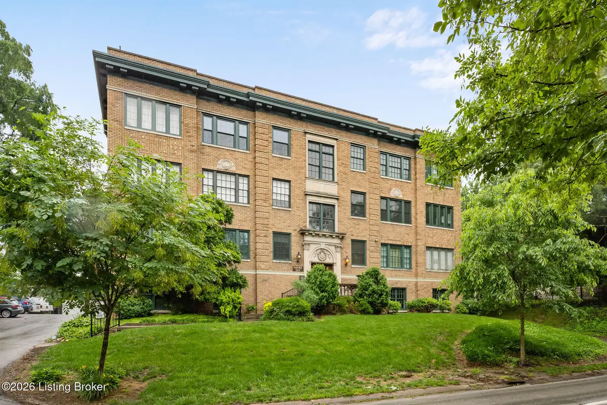 1360 Eastern Pkwy #8, Louisville, KY 40204 - #1