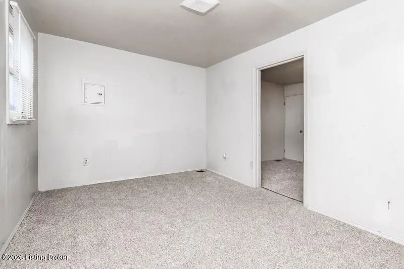 3722 Vermont Ave, Louisville, KY 40211 - #3