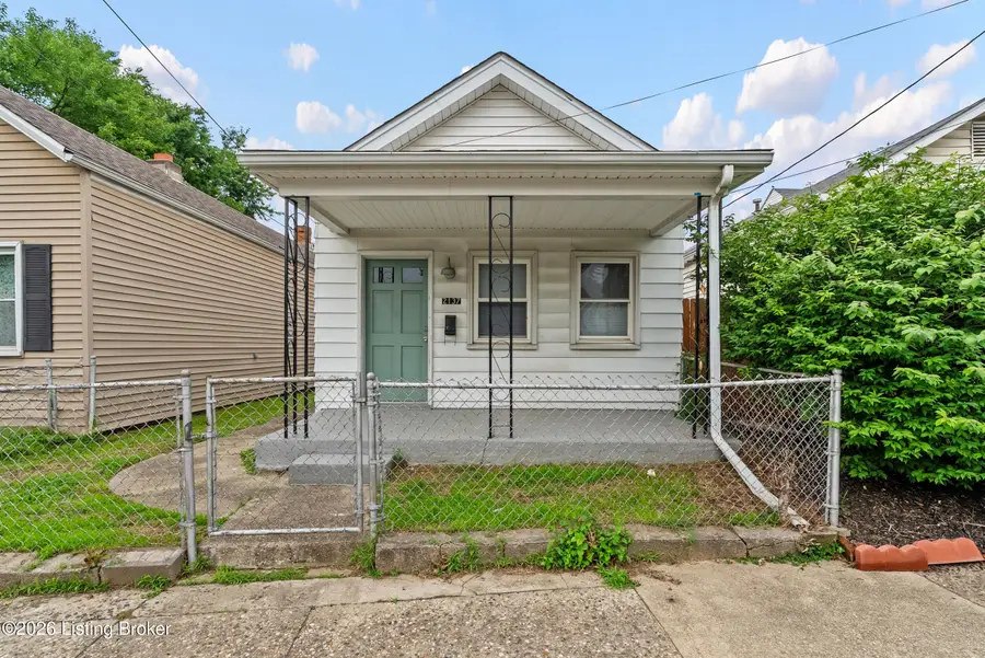 2137 Bradley Ave, Louisville, KY 40217 - #2