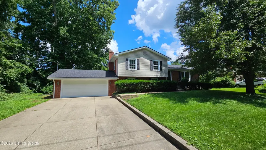4117 Nachand Ln, Louisville, KY 40218 - #2