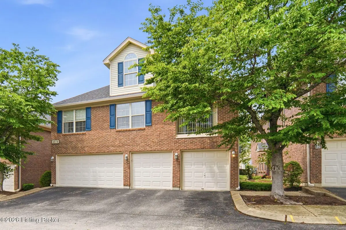 8514 Grand Neptune Dr, Louisville, KY 40228 - #1
