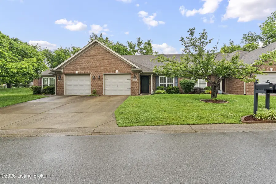 5803 Shepherd Crossing Dr, Louisville, KY 40219 - #2