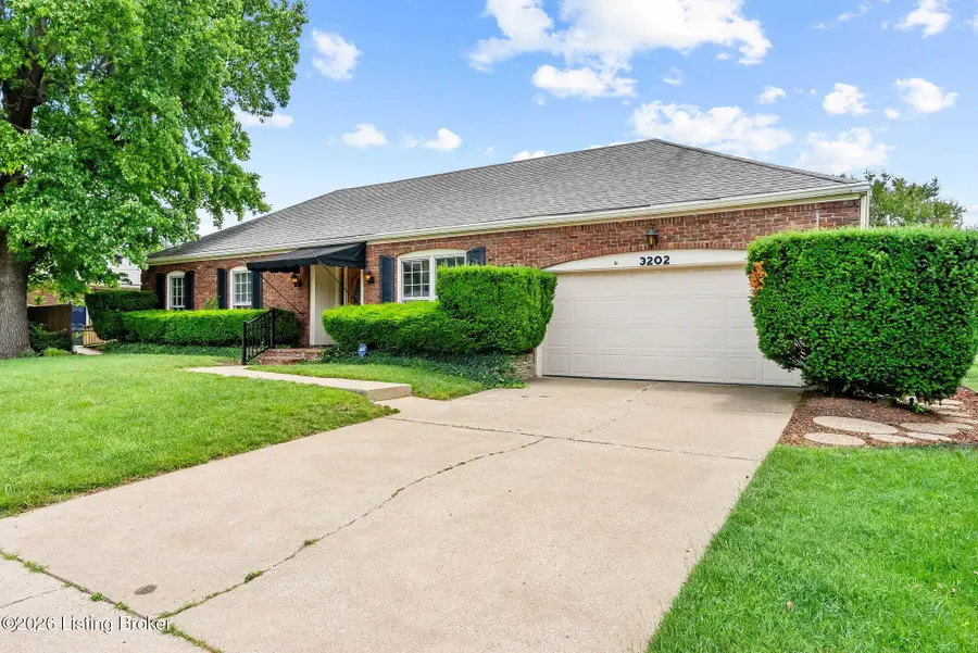 3202 Pomeroy Dr, Louisville, KY 40220 - #3