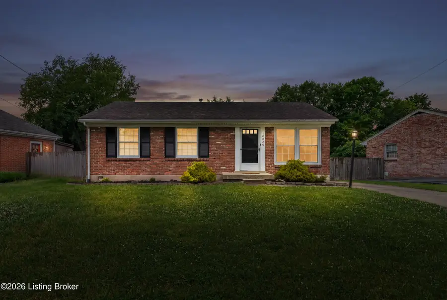 10020 Charleswood Rd, Louisville, KY 40229 - #2