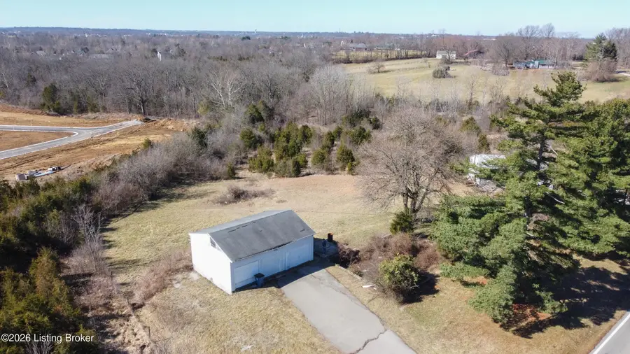 2725 B Jericho Rd, La Grange, KY 40031 - #2