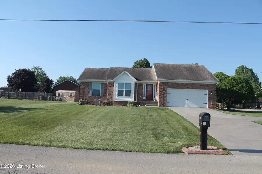 175 Bluegrass Way, Mount Washington, KY 40047 - #2