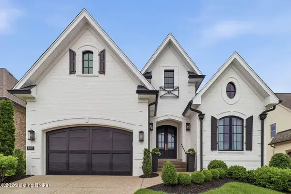 18811 Crestfield Cir, Louisville, KY 40245