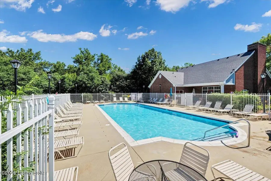 5901 Landers Ave #207, Crestwood, KY 40014 - #2