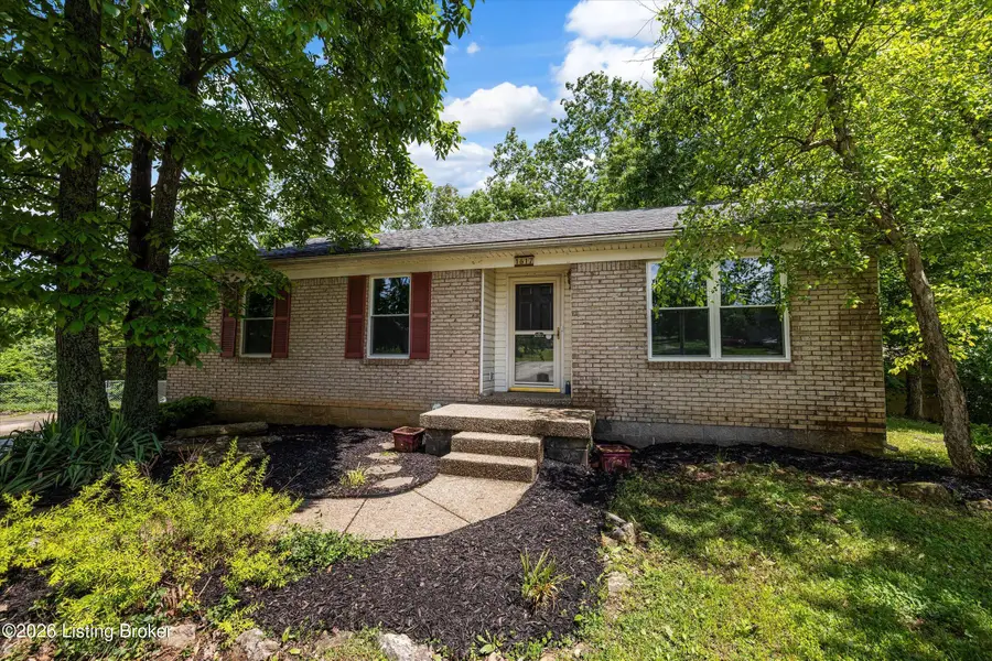 1617 Hopkins Ct, La Grange, KY 40031 - #2