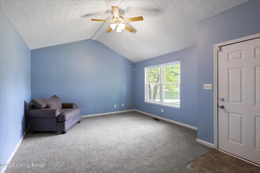 1617 Hopkins Ct, La Grange, KY 40031 - #3
