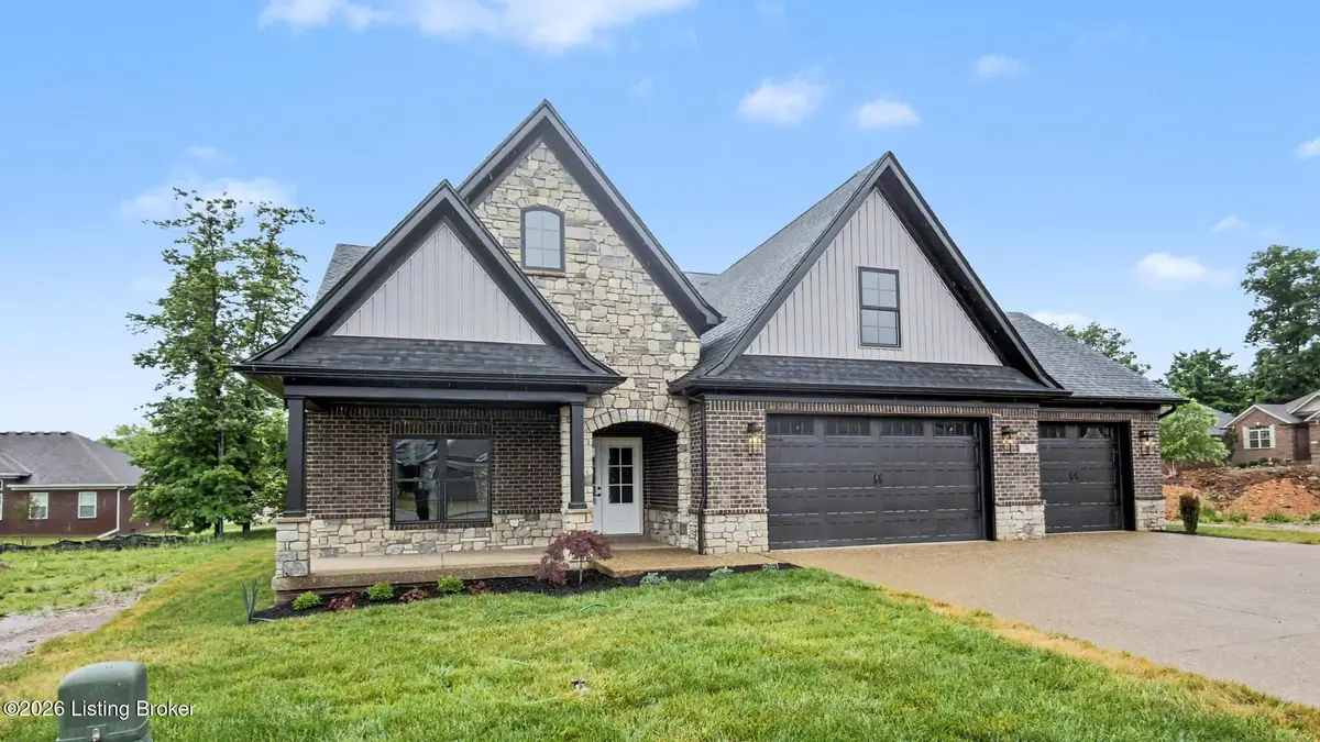 7902 Wagon Trail Ct, Louisville, KY 40291 - #1