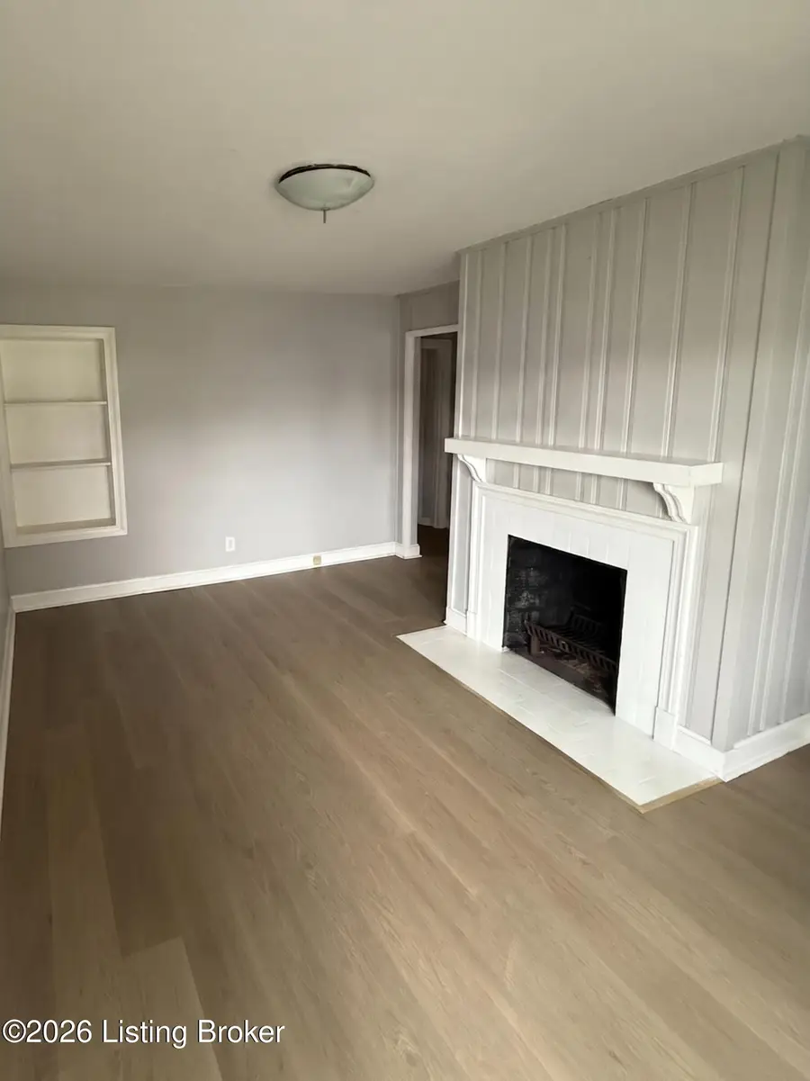 114 Mcarthur Dr, Louisville, KY 40207 - #2
