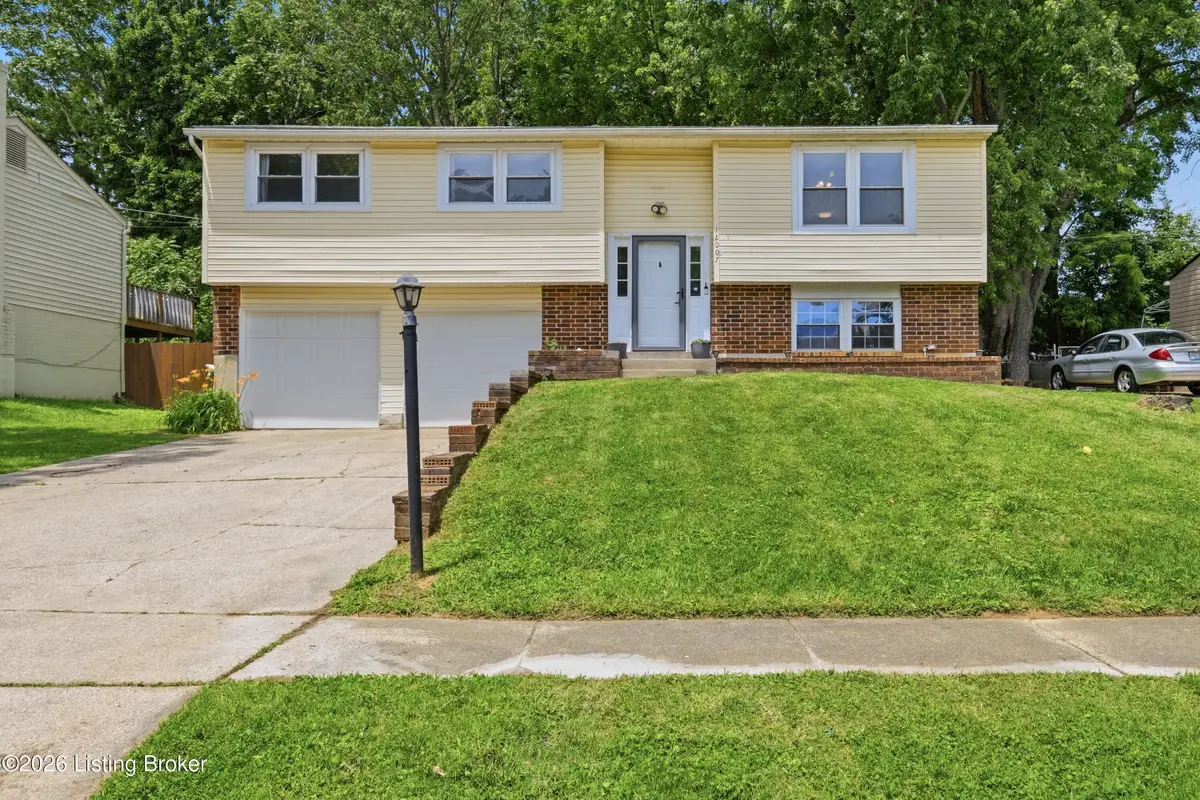 12007 Halifax Dr, Louisville, KY 40245 - #1