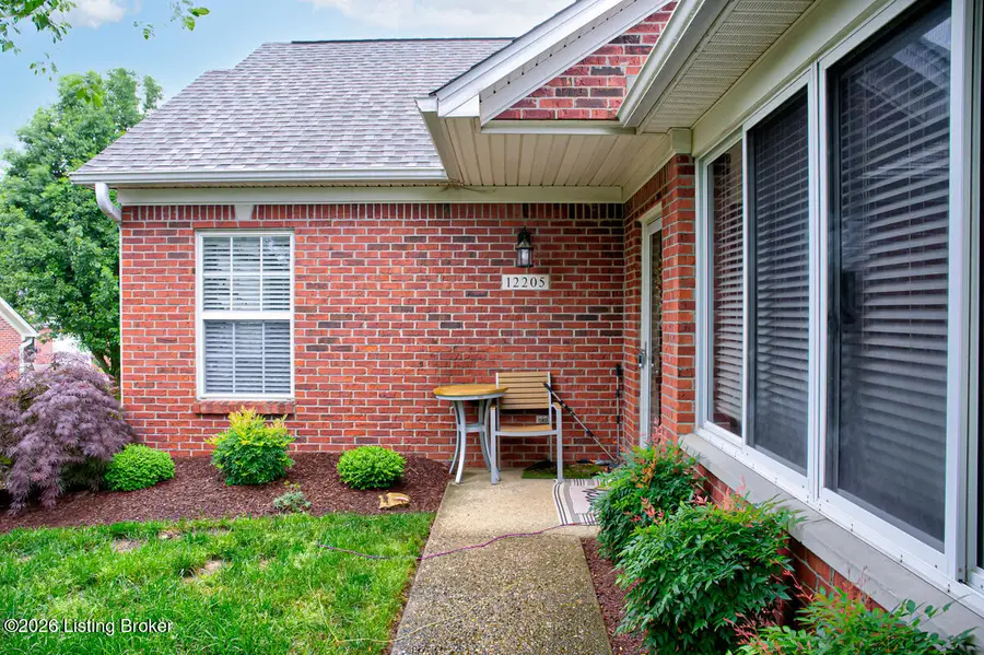 12205 Big Bear Pl, Jeffersontown, KY 40299 - #3