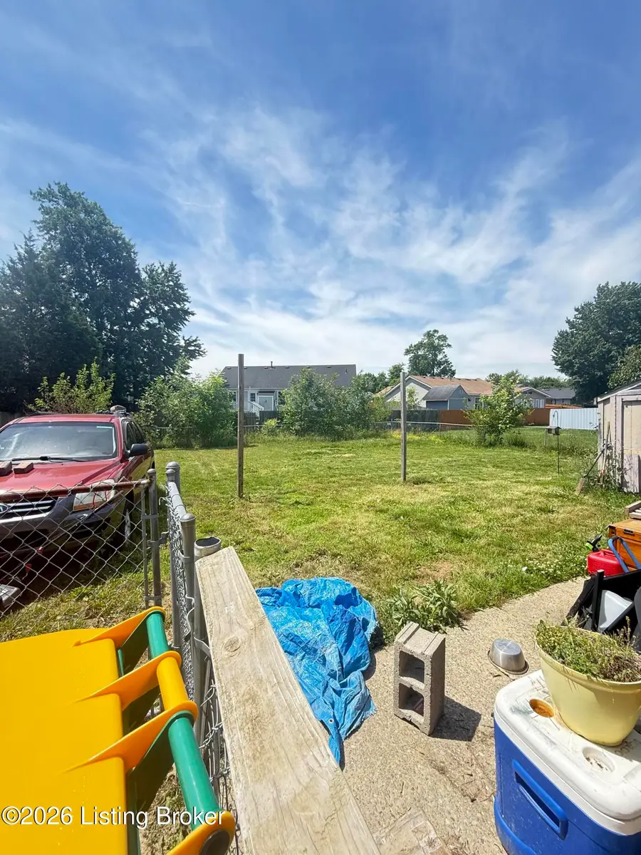 3810 Bonaventure Blvd, Louisville, KY 40219 - #2