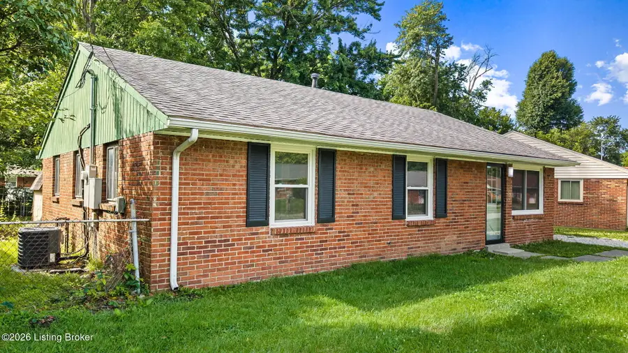5411 Riata Dr, Louisville, KY 40218 - #3