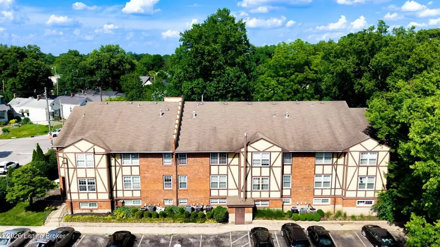 2300 Dundee Rd #APT 6, Louisville, KY 40205 - #2