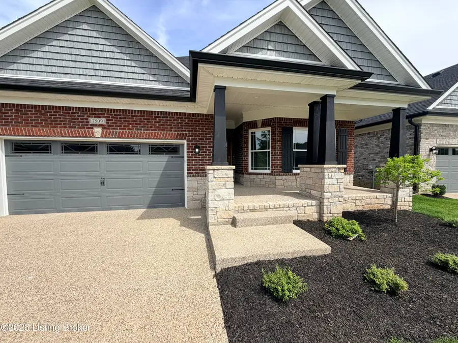 7509 Pavilion Park Rd, Louisville, KY 40214 - #2