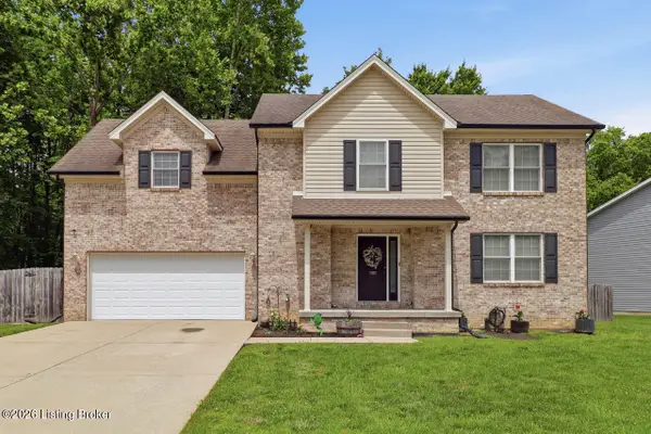 5528 Village Ln, Memphis, IN 47143