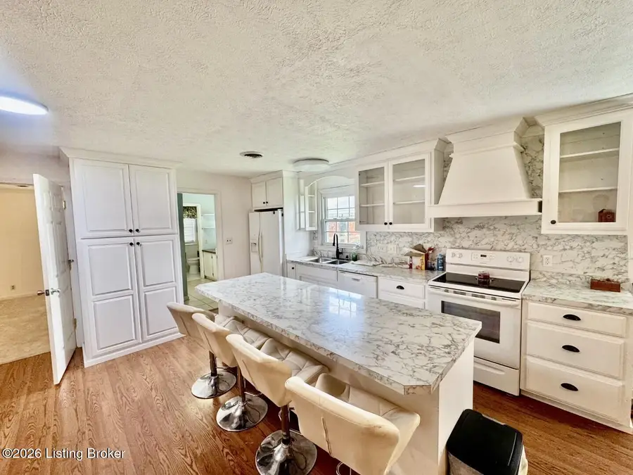3282 Mackville Rd, Springfield, KY 40069 - #3
