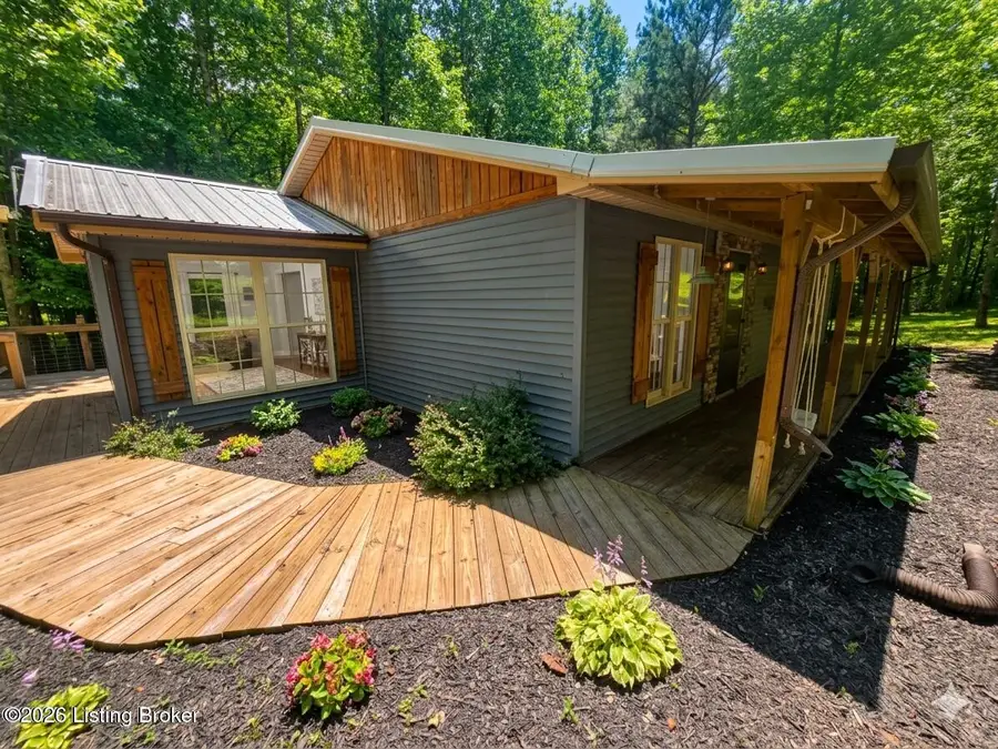 409 Woodhaven Ln, Leitchfield, KY 42754 - #2