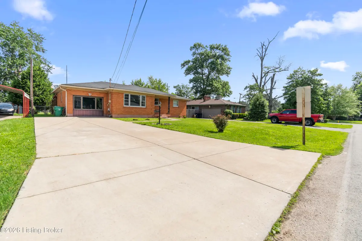 2303 Ecton Ln, Louisville, KY 40216 - #1