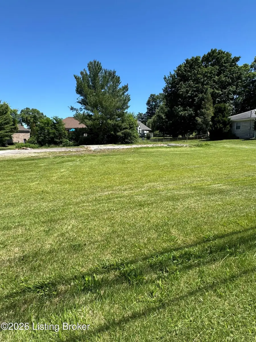 4211 Billtown Rd, Jeffersontown, KY 40299 - #2