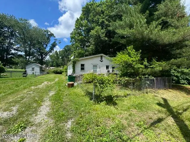 6618 Daytona Ave, Louisville, KY 40216 - #3