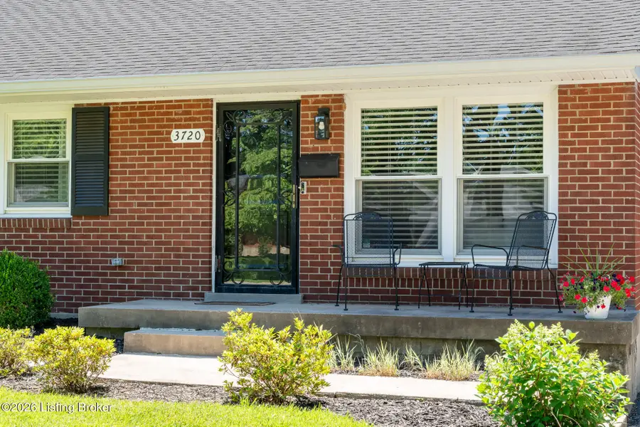 3720 Glen Oak Dr, Louisville, KY 40218 - #3