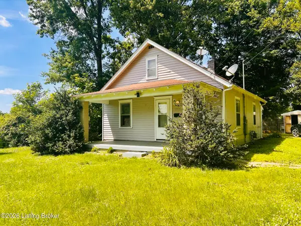2315 Upper Hunters Trace, Louisville, KY 40216