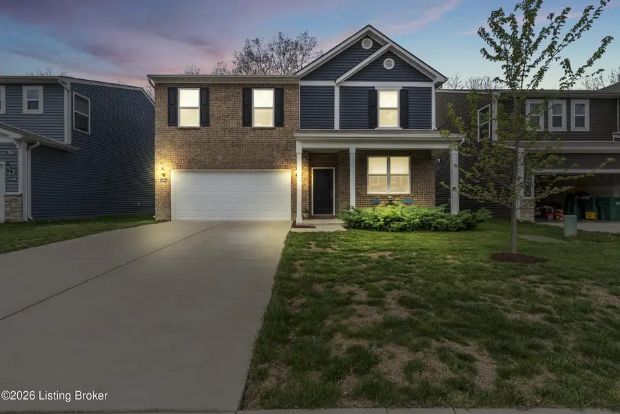 12034 Wooden Trace Dr, Louisville, KY 40229 - #2