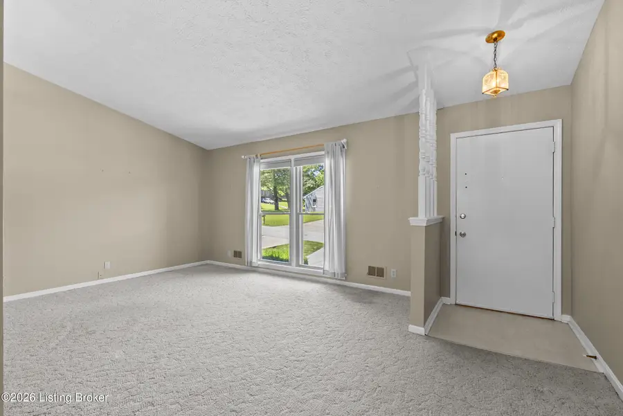 10802 Cherry Grove Ct, Jeffersontown, KY 40299 - #3